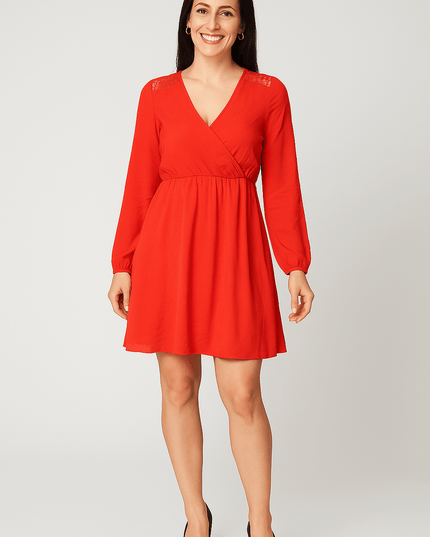 Rotes Kleid mit langen Ärmeln - Tiz Mode